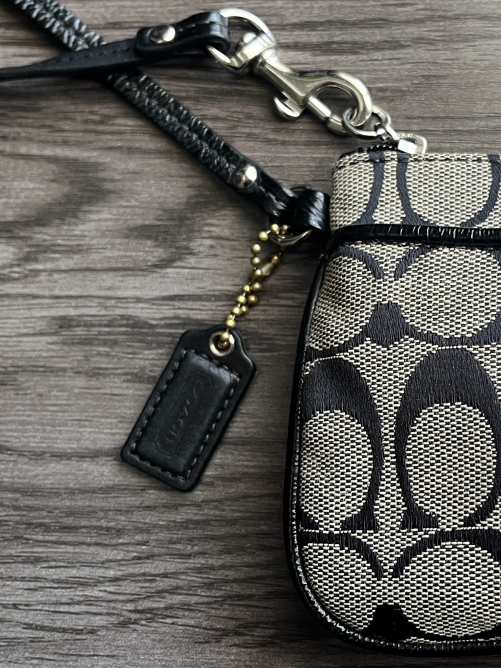 Coach Signature Wristlet Black Grey Jacquard Canvas Zip Pouch Hang Tag 6.25”L